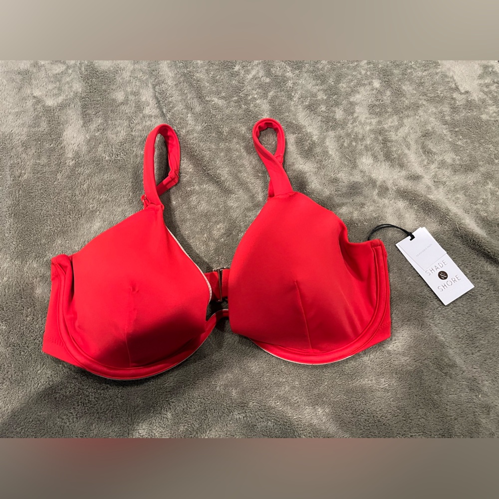 Shade & Shore Bold Red Bikini Top - Picture 1 of 3